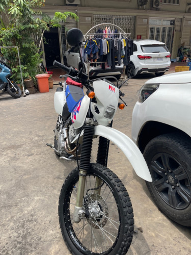 XR250 មានលេខសំណុំ ឃ្លាំង ម៉ាស៊ីន ហាប់