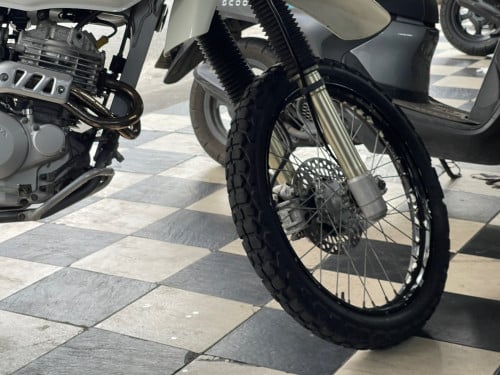 XR250 មានលេខសំណុំ ឃ្លាំង ម៉ាស៊ីន ហាប់