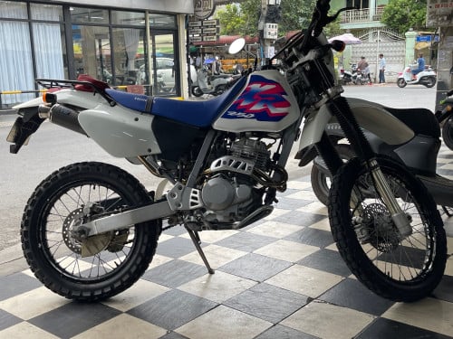 XR250 មានលេខសំណុំ ឃ្លាំង ម៉ាស៊ីន ហាប់