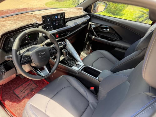 Yaris Cross 2024