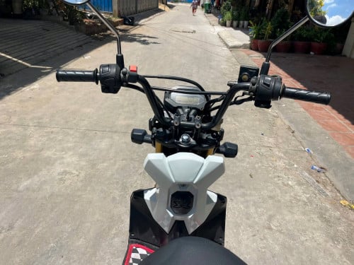 Zoomer up 020 ផែនស្អាត