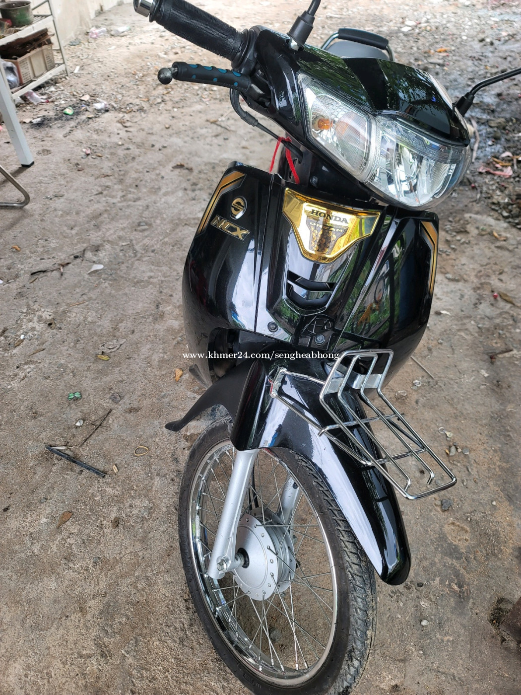 ម៉ូតូលក់