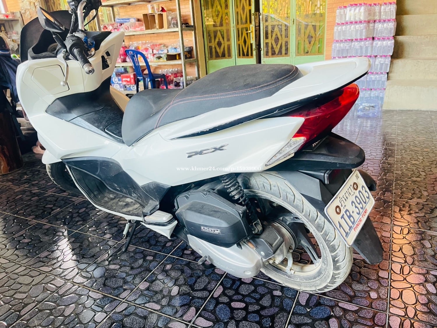 ចង់លក់ម៉ូតូមួយគ្រឿង Honda PCX