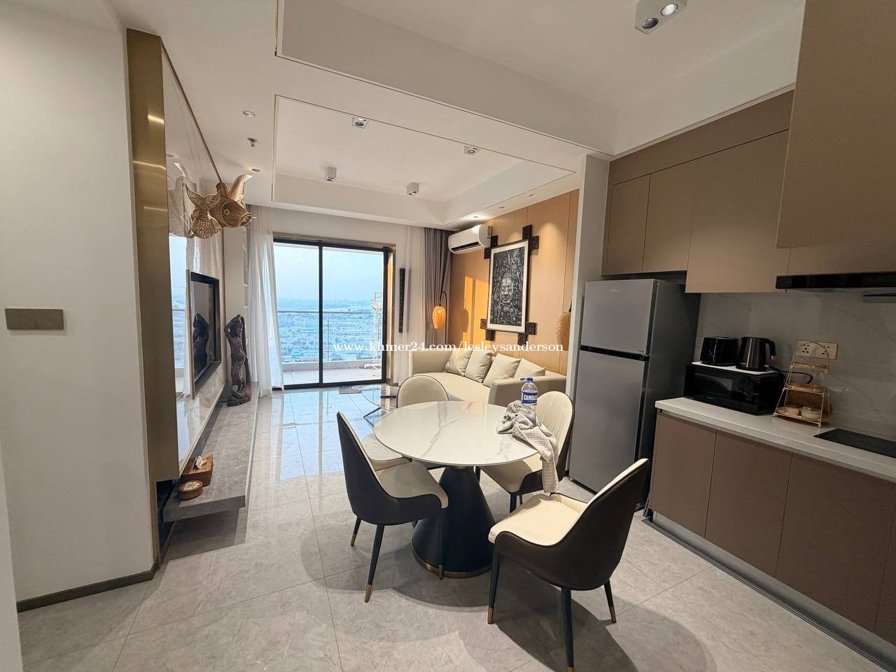 2 bed + 2 bath Condo for Rent in Chroy Changvar