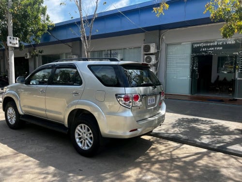 ឡានជួល