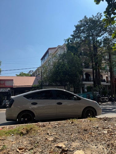 ជួលជាថ្ងៃ