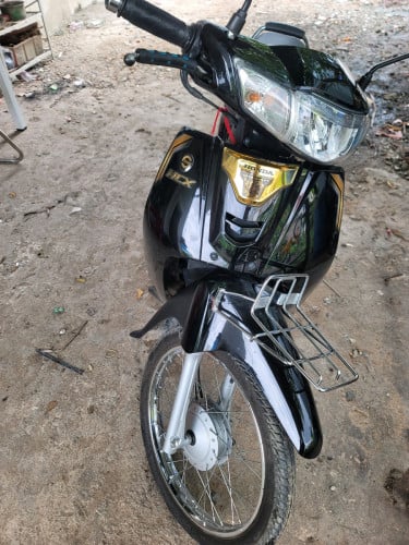 ម៉ូតូលក់