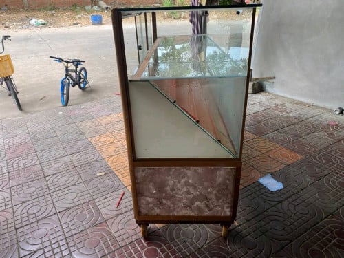លក់