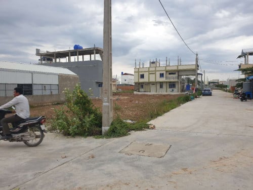 ដីសំរាប់ជួល