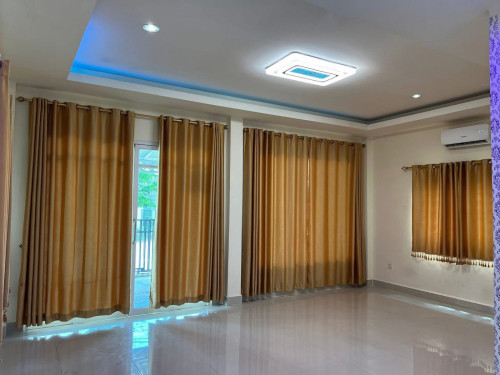 ផ្ទះ​លក់​ឫជួល​