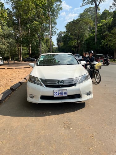លក់បន្ទាន់ ឡានម្ចាស់ដេីម