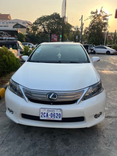 លក់បន្ទាន់​ ឡានម្ចាស់ដេីម