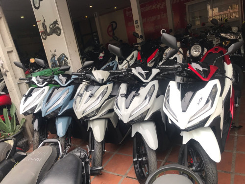 ម៉ូតូលក់
