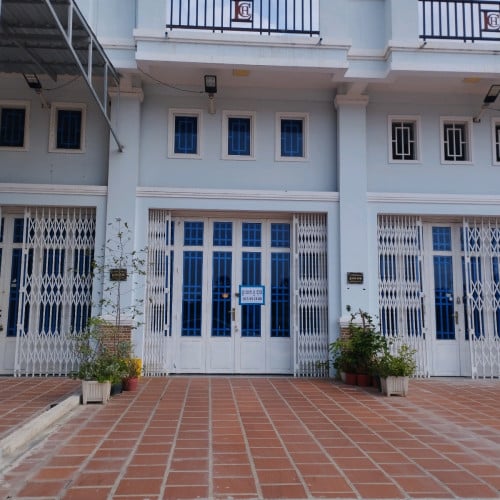 ផ្ទះជួលសម្រាប់លក់ដូរ