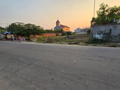 ដីលក់ឃ្មួញ សែនសុខ ភ្នំពេញ