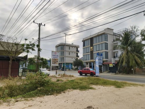 ដីលក់