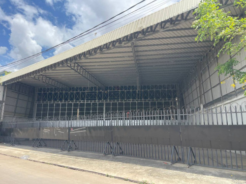 ឃ្លាំងសម្រាប់ជួលជិតបុរីពិភពថ្មីឈូកវ៉ា២