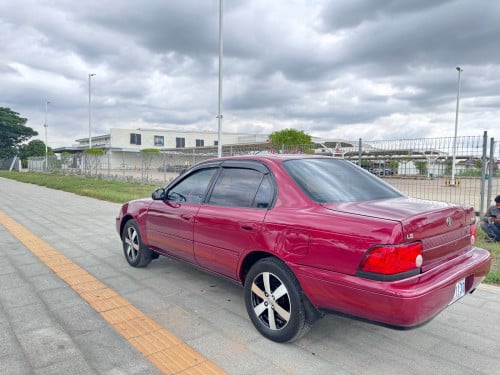 ឡានជិះផ្ទាល់ខ្លួន Corolla 1994