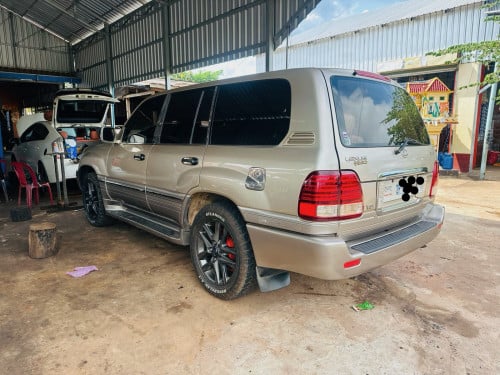 ឡានជិះផ្ទាល់ចង់វ៉ៃចេញដូរសារីហ្គាសហើយ