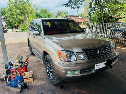 ឡានជិះផ្ទាល់ចង់វ៉ៃចេញដូរសារីហ្គាសហើយ