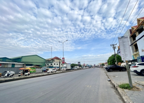 ផ្ទះអាជីវកម្មកែង02ល្វែងសំរាបជួល នៅក្បែរផ្សារស្ទឹងមានជ័យថ្មី