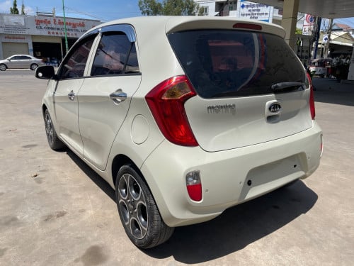 ឡានលក់2012 ស្មាតឃី តម្លៃ 8350$ Free ផ្លាកលេខជូន