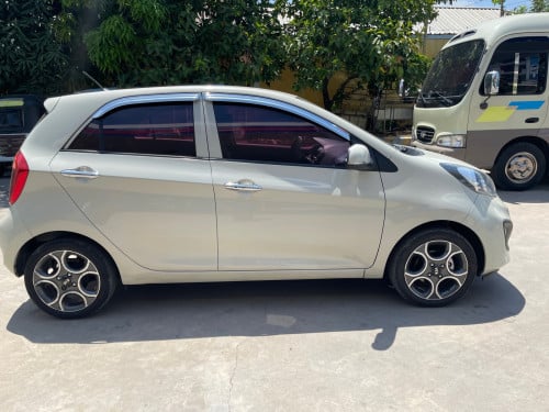 ឡានលក់2012 ស្មាតឃី តម្លៃ 8350$ Free ផ្លាកលេខជូន