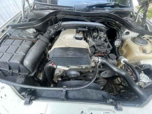 លក់​ បងប្អូនលក់​ C230ឆ្នាំ98​