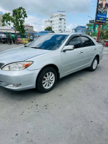 លក់ Cmary LE ឆ្នាំ02 ធានាឡានស្អាតអត់បុកអត់ប៉ះម៉ាស៊ីនប្រអប់លេខជើងក្រោមអេម