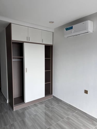 ខុនដូរជួលទីតាំង សែនសុខ (Condo East land)