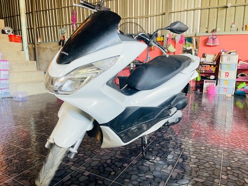 ចង់លក់ម៉ូតូមួយគ្រឿង Honda PCX
