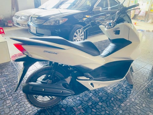 ចង់លក់ម៉ូតូមួយគ្រឿង Honda PCX