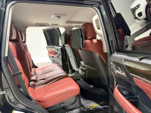 លក់​ LX570 016 super sport full option ធានា​ថ្នាំ​សុីនមួយជុំ​ ម្ចាស់ដេីម​ផ្ទាល់​