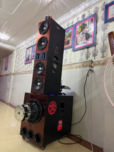 លក់​ឈុត​MKR