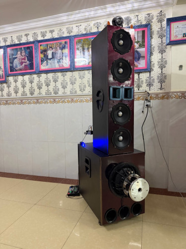 លក់​ឈុត​MKR