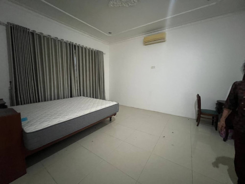 [ Spacious villa For Rent in toul svay prey area]