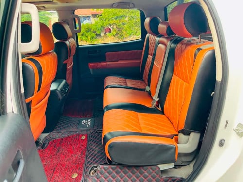 ឡានលក់ Tundra 07 ប៉ុង1 ហ្គាសស្រាប់ ពណ័ស