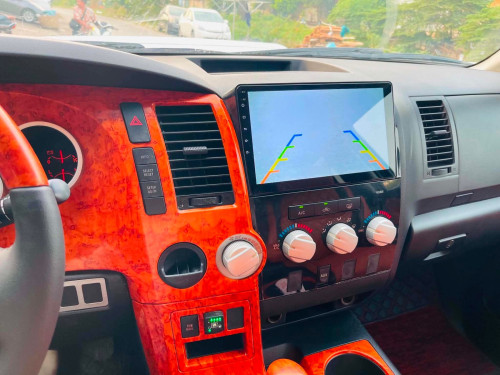 ឡានលក់ Tundra 07 ប៉ុង1 ហ្គាសស្រាប់ ពណ័ស