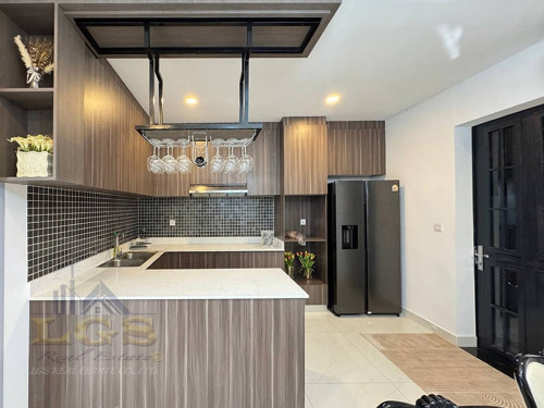 🏠វីឡាឃ្វីន B2 សម្រាប់ជួល | Queen villa B2 for Rent
