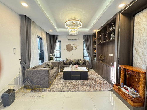🏠វីឡាឃ្វីន B2 សម្រាប់ជួល | Queen villa B2 for Rent