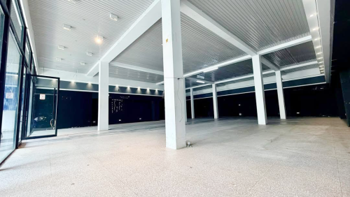 ๐กShop for Rent