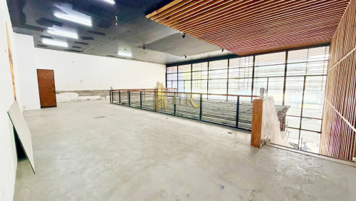 ๐กShop for Rent