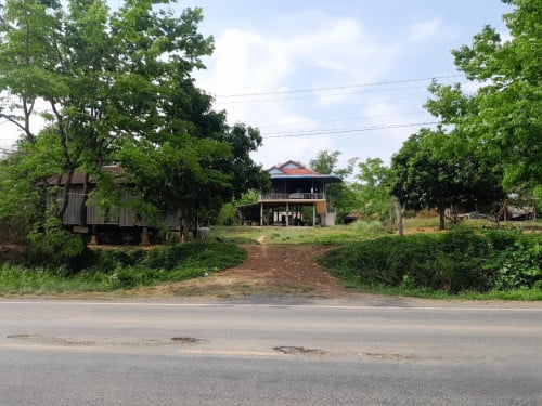 🏦House Available for Urgent Sale at a Special Price (Negotiable).