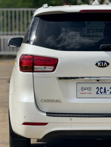 🔥KiaCarnival 015កាន់💰6000$💸ដកឡានភ្លាមបង់រំលស់ជាមួយឃ្លាំងផ្ទាល់