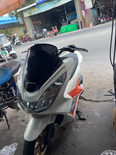 🛵🛵