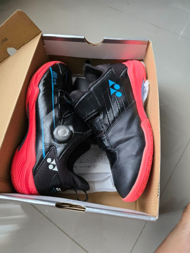 ​ស្បែកជើងលេងសីហ្សីន Yonex Original Shoes for Sale