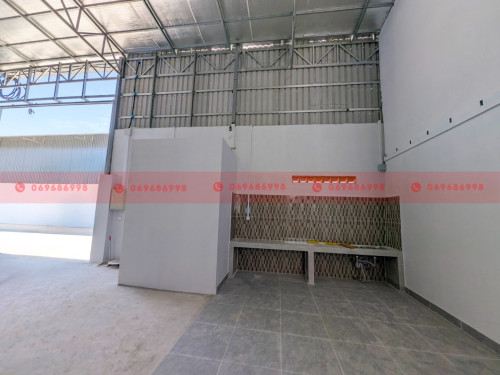 700 Sqm Warehouse For Lease On A Sub-Road In Krang Thnong, Sen Sok
