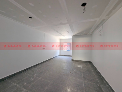 700 Sqm Warehouse For Lease On A Sub-Road In Krang Thnong, Sen Sok