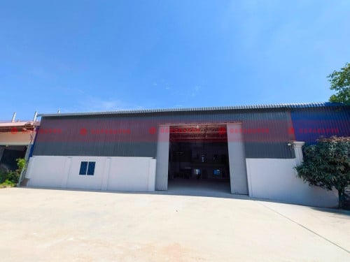 700 Sqm Warehouse For Lease On A Sub-Road In Krang Thnong, Sen Sok