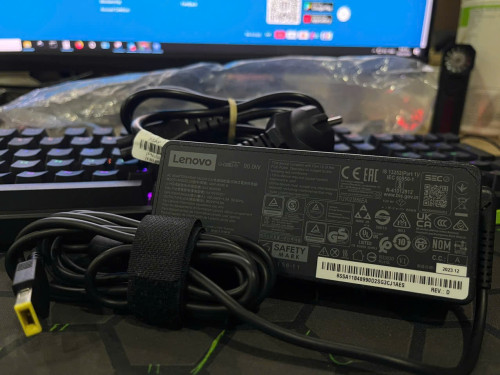 Adapter Lenovo 20V 4.5A 90W Slim Tip. (12.5*5.5*3.5) Original zin 100% .